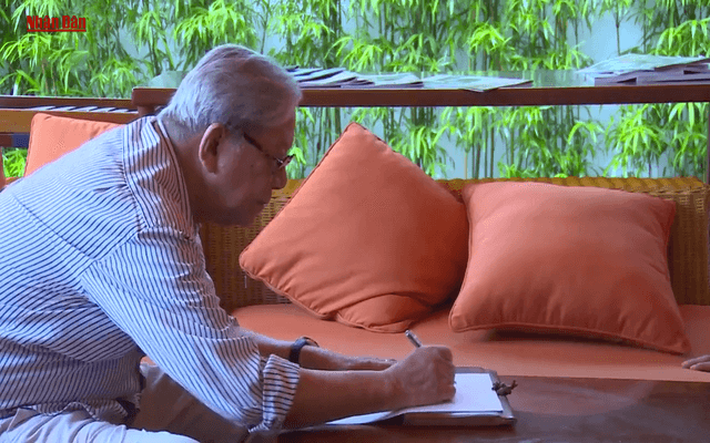 Nhạc sĩ Hoàng Vân và dòng thư pháp chủ lưu